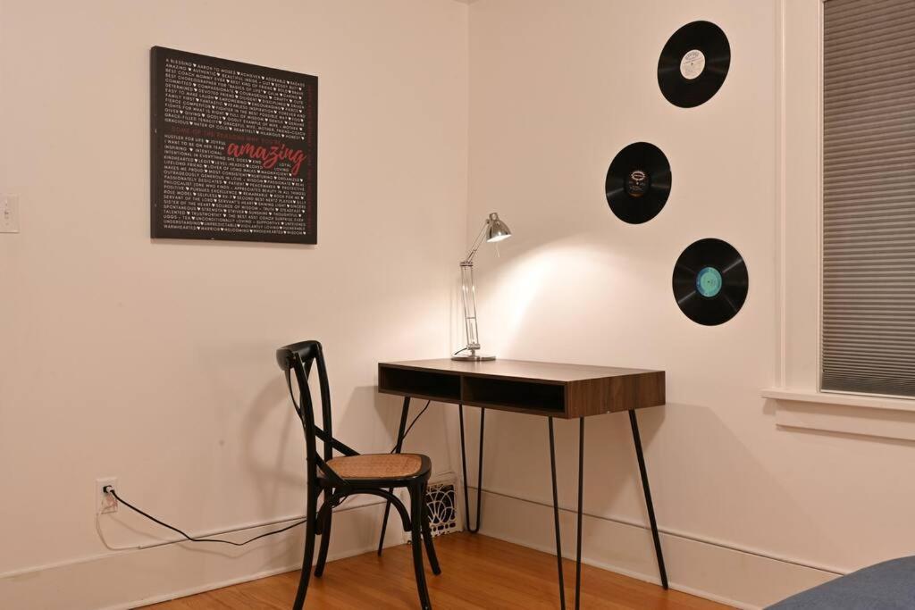 U-District Warmth 8 Mins Walk To Uw Villa Сиатъл Екстериор снимка